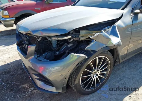 2017 Mercedes-Benz Glc Coupe 300 4Matic z USA, uszkodzony, nr VIN WDC0J4KB3HF240245